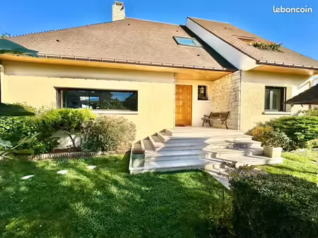 à vendre magnifique maison d’architecte de 215 m2 dans le quartier jacob