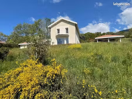 villa d’archi. lumière et calme