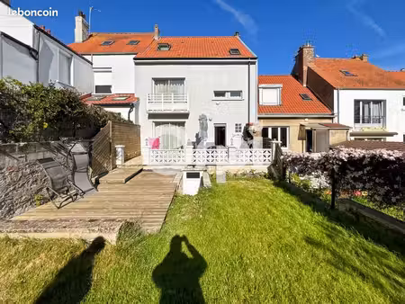 maison de ville 6 pièces 176 m²
