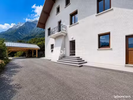 maison 5 pièces 134 m²