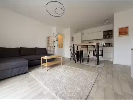 appartement t2 de 46 m² entièrement rénové