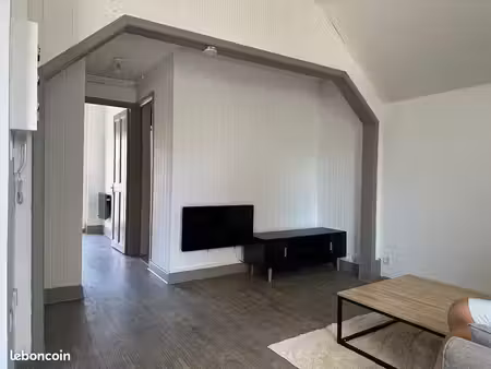 loue t2 meublé