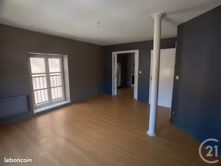 appartement 3 pièces 63 m²