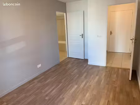 t2 bordeaux 33300