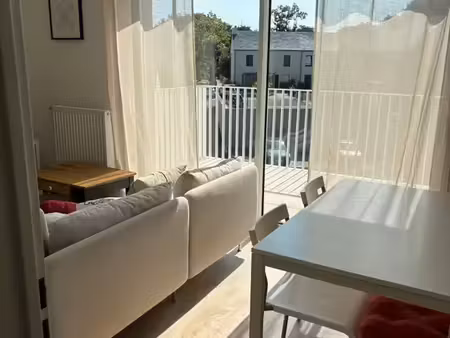 appartement t2 45m2 récent disponible mi septembre au clos de la vicomté