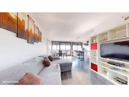 appartement 4 pièces 82 m²