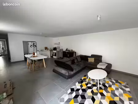 loue t3 centre ville 70m2 avec garage