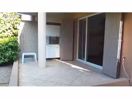 location rez de jardin