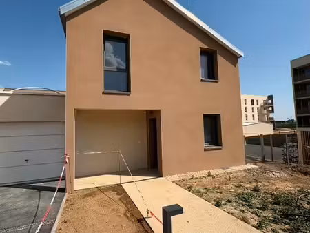 maison 4 pièces 81 m²