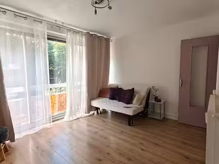 studio meublé