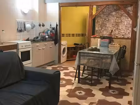 appartement 1 pièce 59 m²
