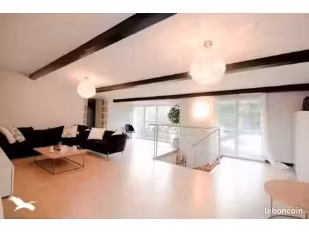 maison 5 pièces 168 m²