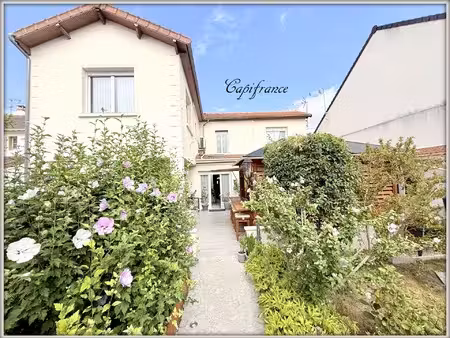 maison à vendre 6 pièces 138 m² (174 m² au sol) dépendance