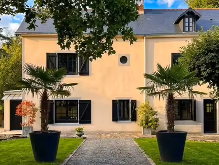 propriété de caractère au bord de l'erdre