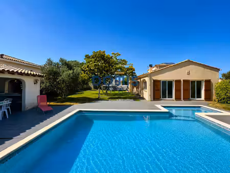 grande maison familiale avec t2 indépendant et piscine