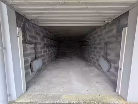 location parking 16 m² à merignac (33700)  100 €