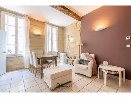 bel appartement t2 au coeur d'uzès