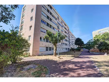 appartement yerres 2 pièce(s) 47 m2