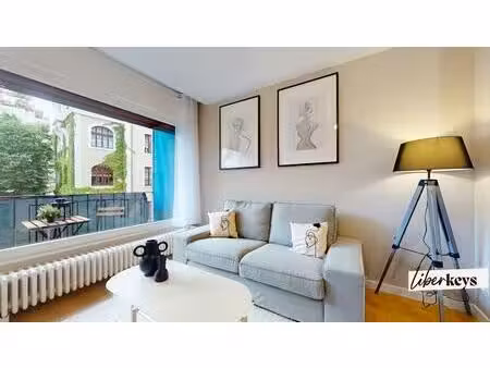 a vendre t3 de 48 m2 - avenue de chevene 74000 annecy. -