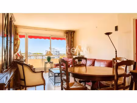 f3 72 m² avec balcon + ascenseur + parking sous-sol + cave ? saint-dizier