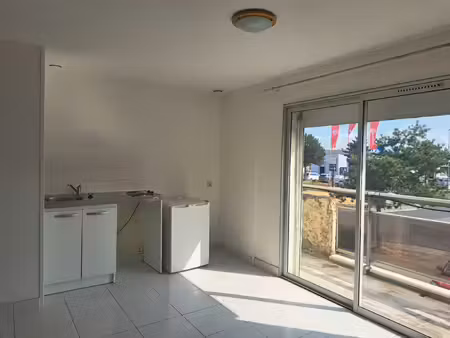 location appartement 1 pièce 24 m² à trignac (44570)