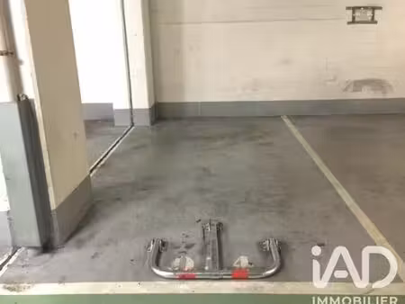 parking à paris (75014)