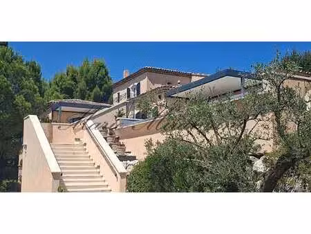 propriété avec piscine avignon (84)