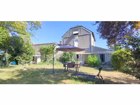à vendre montjean sur loire   maison 5 chambres  165 m2 avec