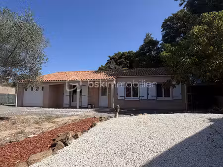 maison traditionnelle de 100 m² à vaire