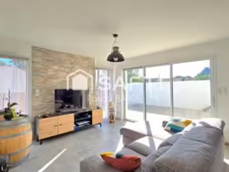 vente maison à vairé (85150) : à vendre / 110m² vairé