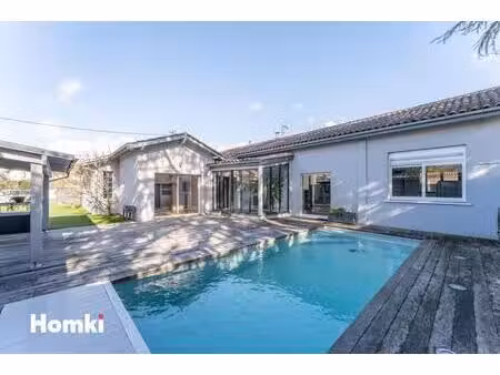 maison/villa t7 de 210 m² à pessac 33600