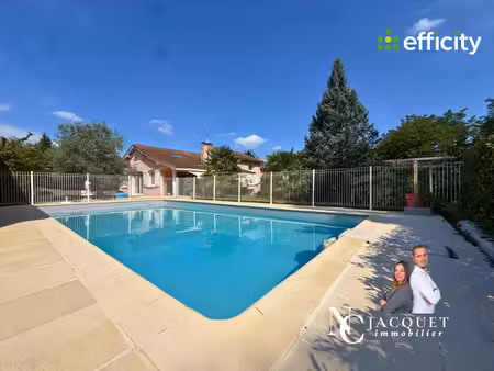 maison 7 pièces - 180 m²