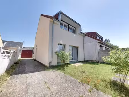 vente maison 5 pièces  86.00m²  roissy