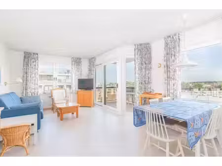 appartement ensoleillé avec une vue superbe