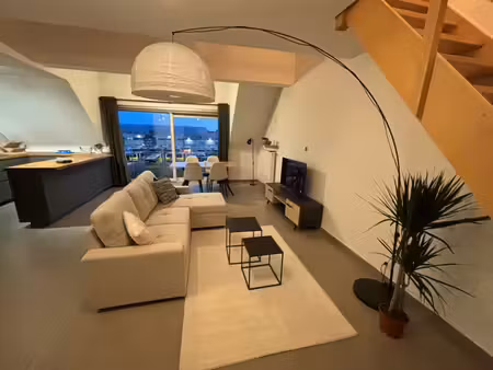 duplex meublé de 3 chambres avec parking privatif à mons