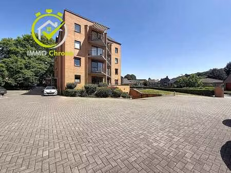 charmant appartement 2 chambres avec terrasse et garage
