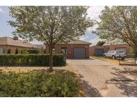 maisonbungalow économe en énergie  prêt à emménager  avec 3