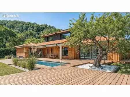 maison 5 pièces 120 m²