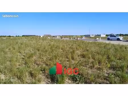 terrain 450 m² la jarne