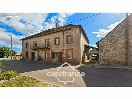 immeuble 6 pièces 219 m²
