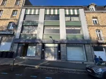 location bureaux et commerces à fougères (35300) : à louer / fougères