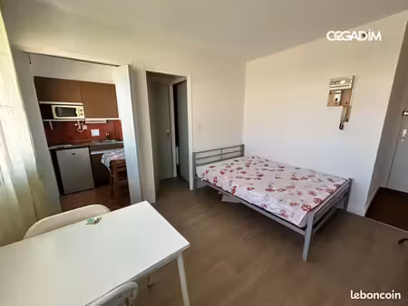 studio 1 pièce 19 m²