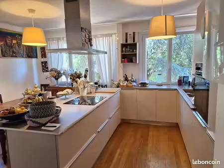 superbe appartement 102 m²  résidence calme et verdoyante  marly-le-roi