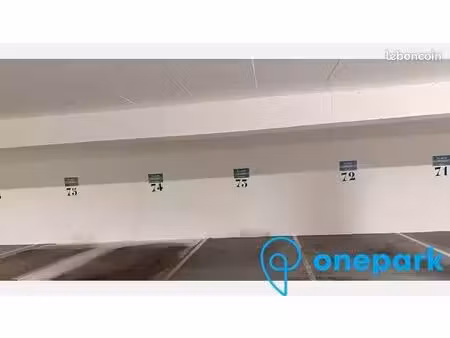 parking/box 12 m² paris 11