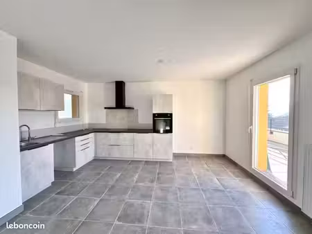 appartement 4 pièces 77 m²