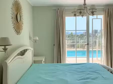 appartement avec 3 chambres