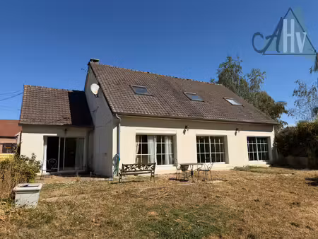 maison fonctionnelle de plain-pied - 193 m2 - 7 pièces - sec