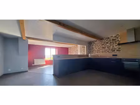 appartement saint flour 3 pièce(s) 83 m2