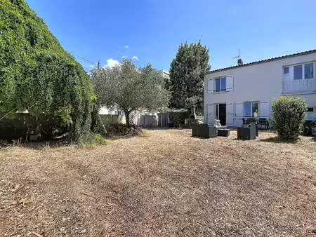 à la rochelle ? une maison familiale avec jardin aux portes du centre-ville !
