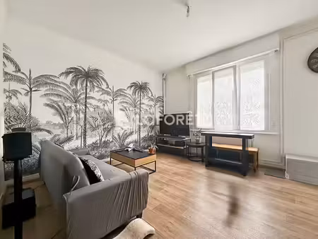 appartement calais nord 1 chambre avec cour